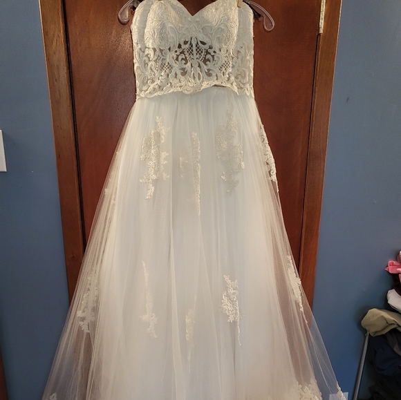 Jadore evening wedding dress size 10 - Picture 7 of 7